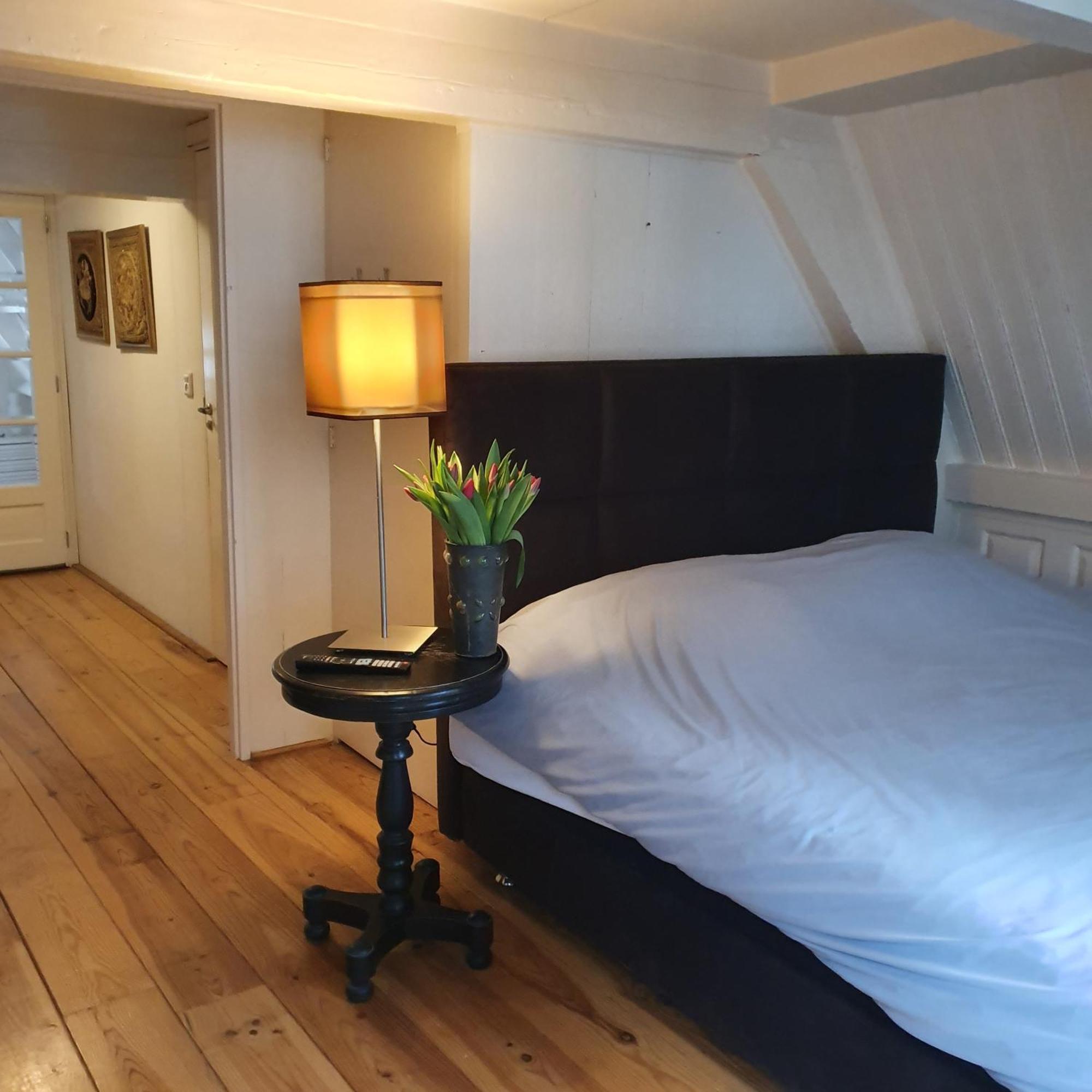 Bed & Bike De Rijp Bed & Breakfast ภายนอก รูปภาพ